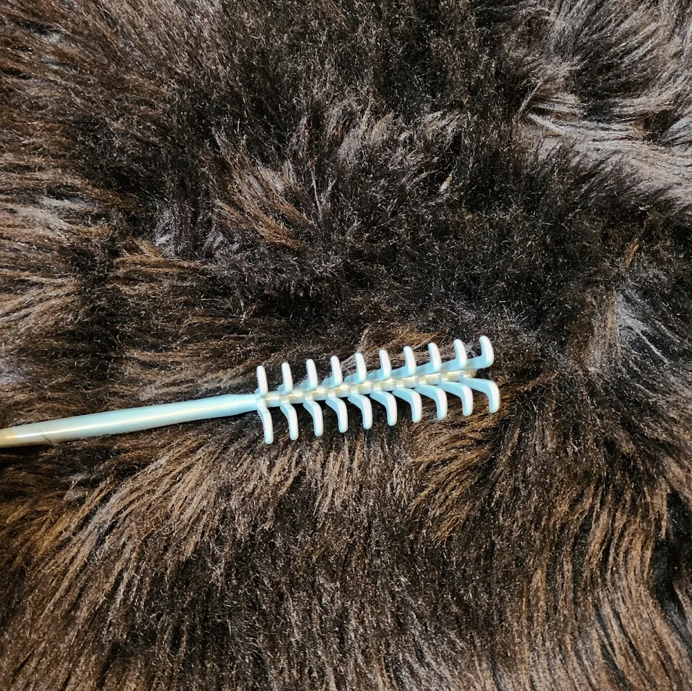 Ultimate Root Booster Volumizing Wide Tooth Hook Comb